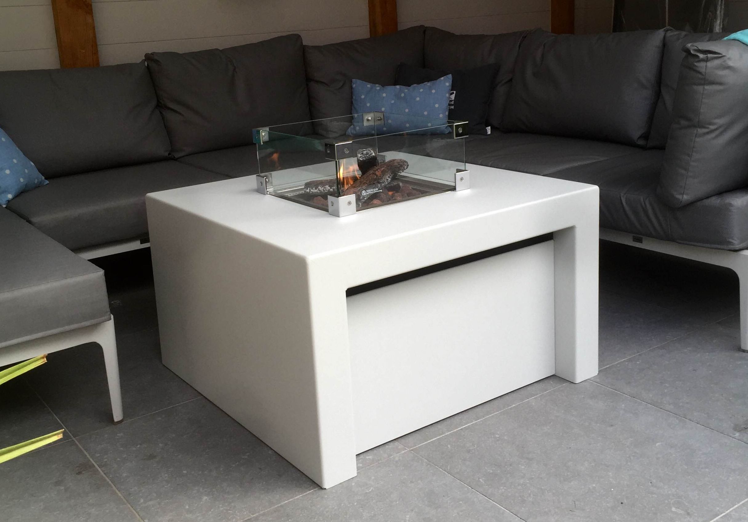 Feuertisch - SKY- Aluminium - inkl. Einbau-Tischkamin - Terras & Co